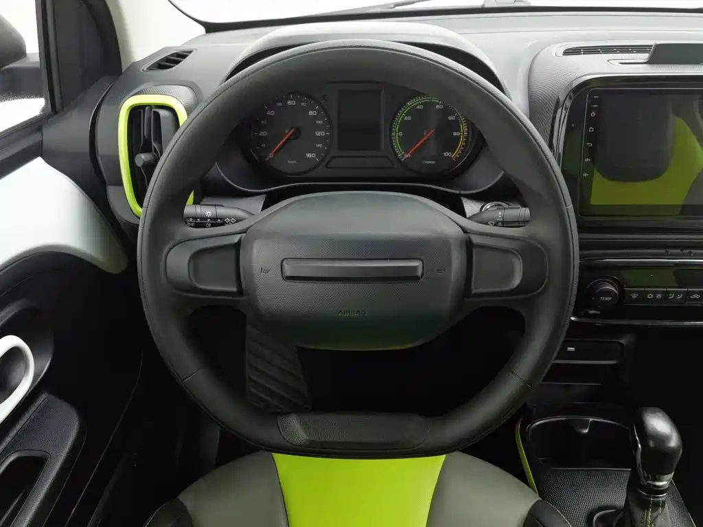 Roewe Clever — миниатюра 11