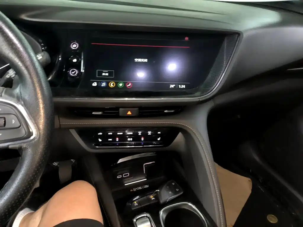 Buick Envision Plus — миниатюра 13