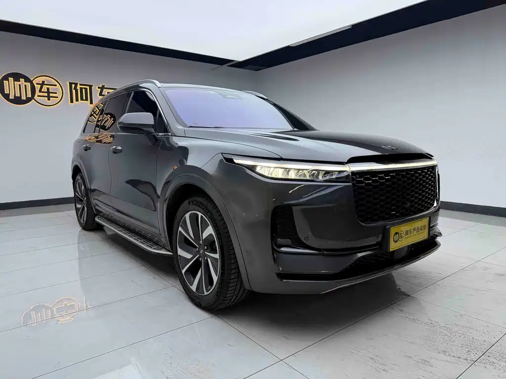 Li Auto ONE 2021 6 мест