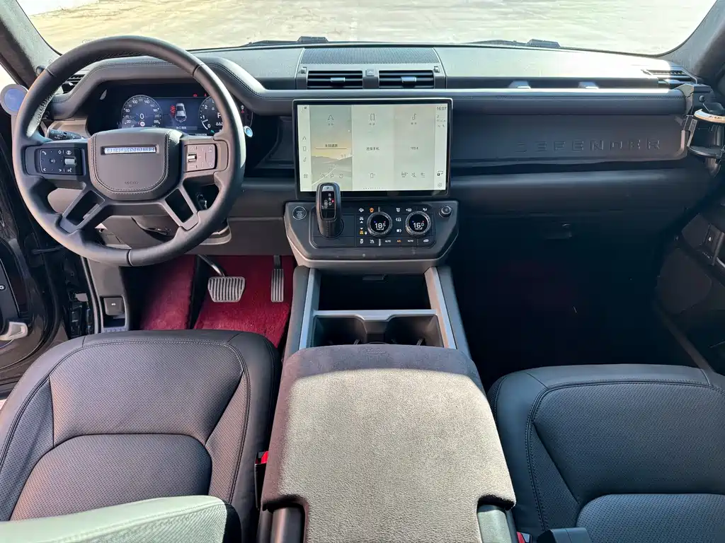 Land Rover Defender — миниатюра 9