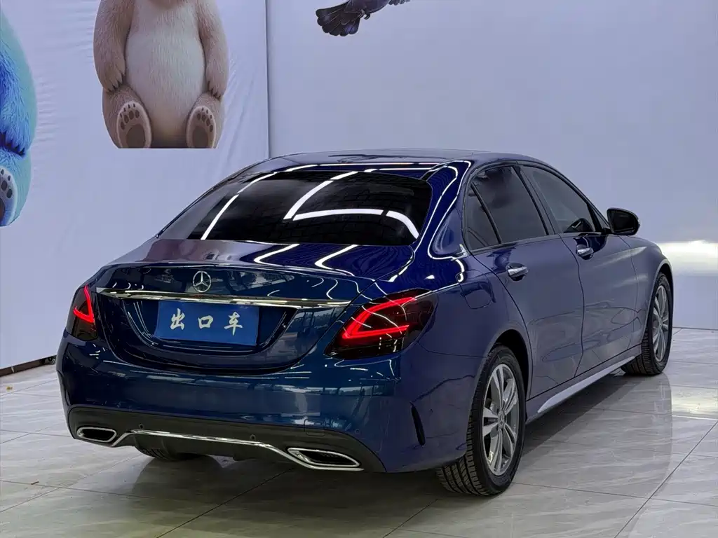 Mercedes-Benz C-Class — миниатюра 4