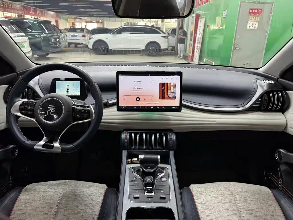 BYD Yuan Plus — миниатюра 6