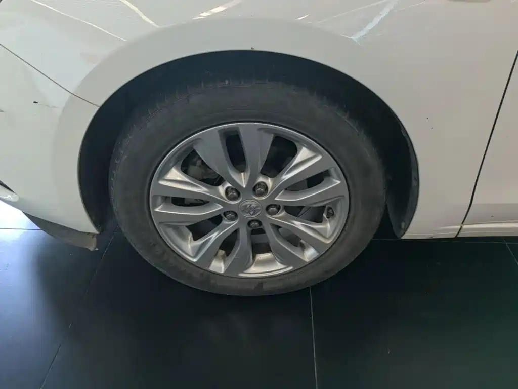 Buick Excelle — миниатюра 23