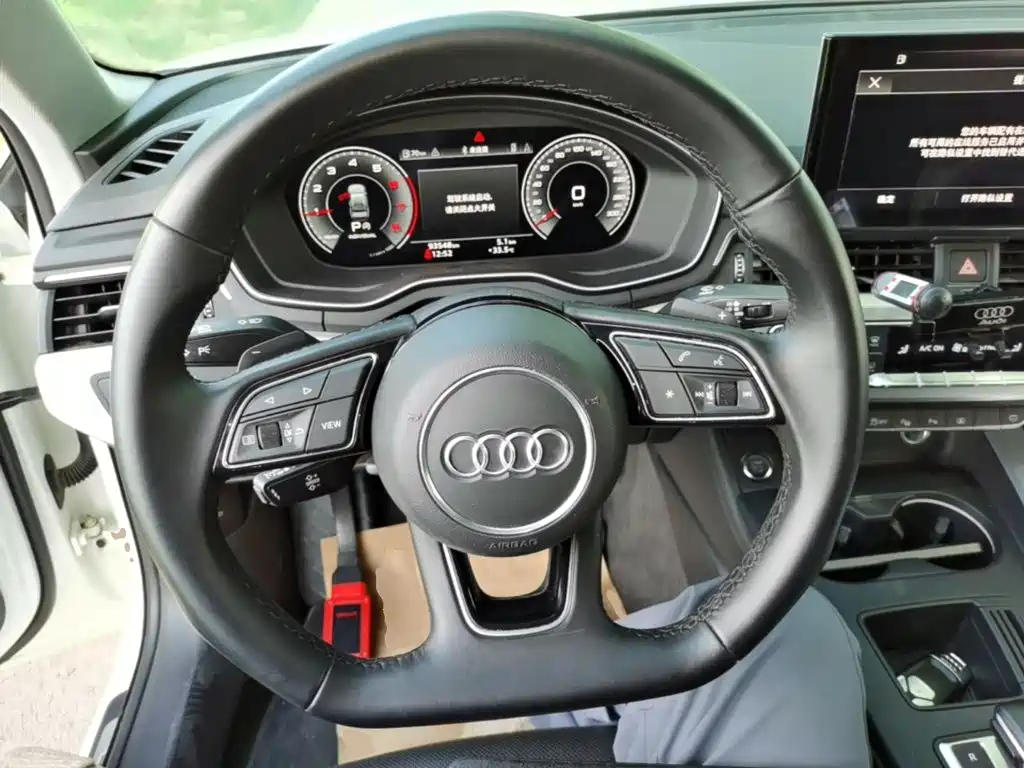 Audi A4L — миниатюра 11