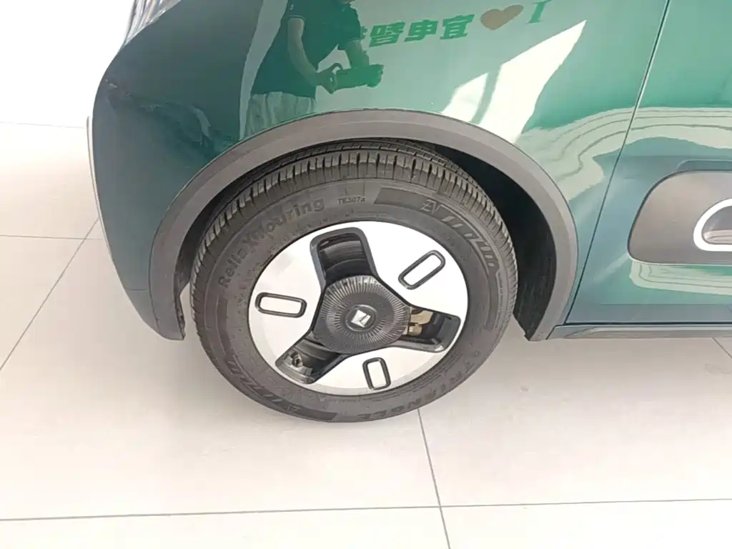 Baojun KiWi EV — миниатюра 23