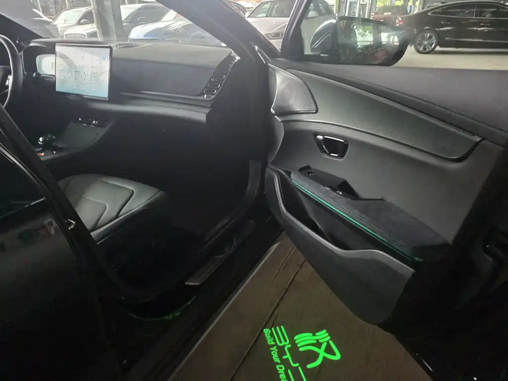 BYD Han — миниатюра 22