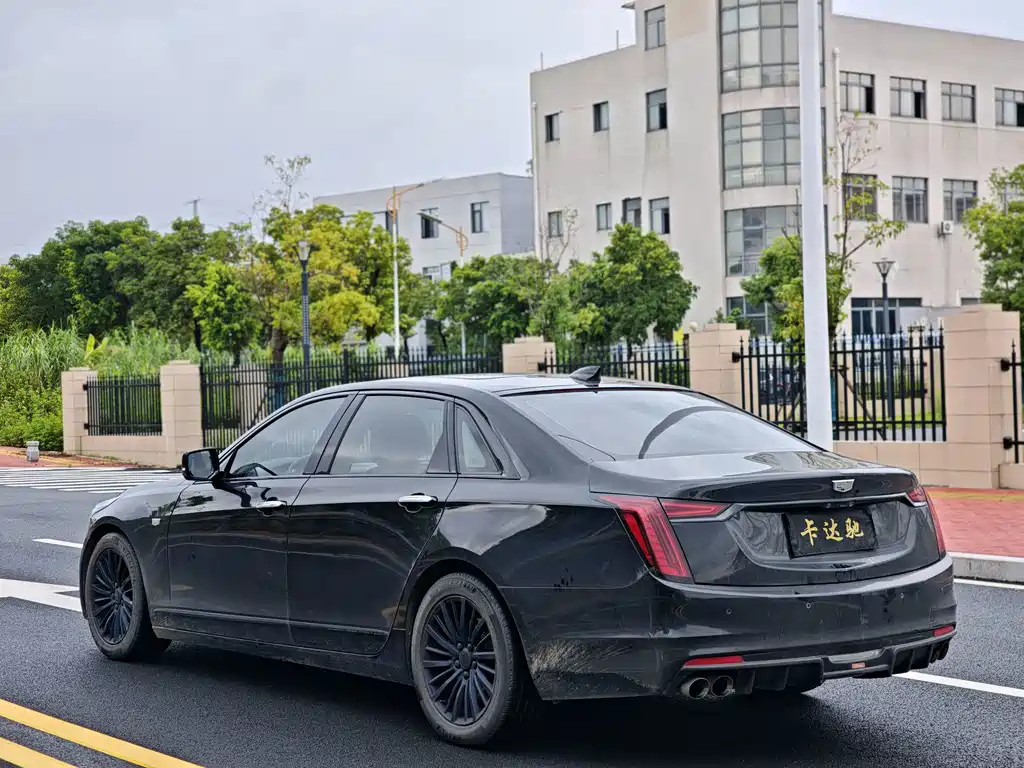 Cadillac CT6 — миниатюра 7