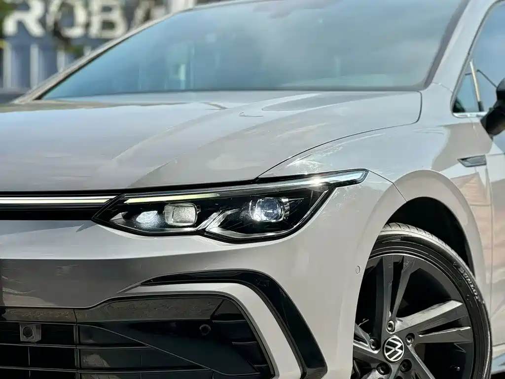 Volkswagen Golf — миниатюра 11
