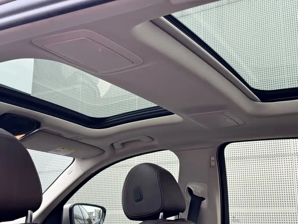 BMW 5 Series — миниатюра 14
