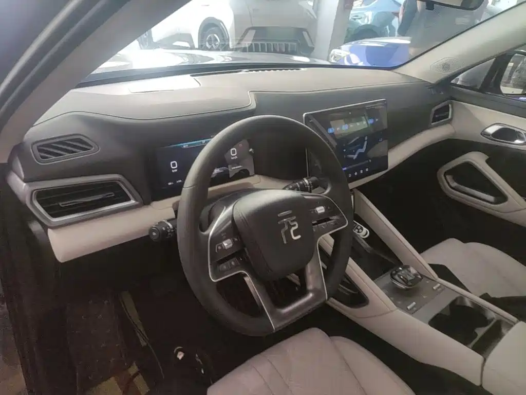 BYD Yuan UP — миниатюра 10