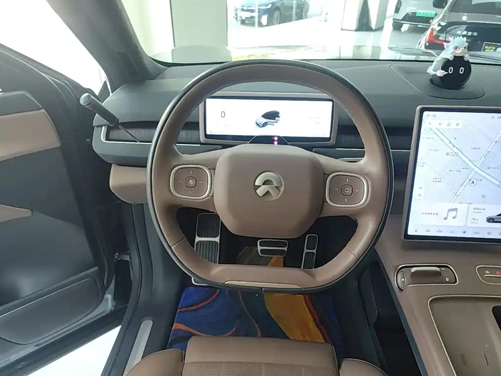 NIO ES8 — миниатюра 11