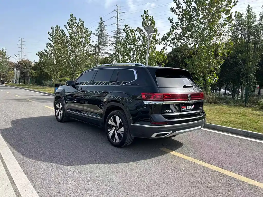 Volkswagen Teramont — миниатюра 9
