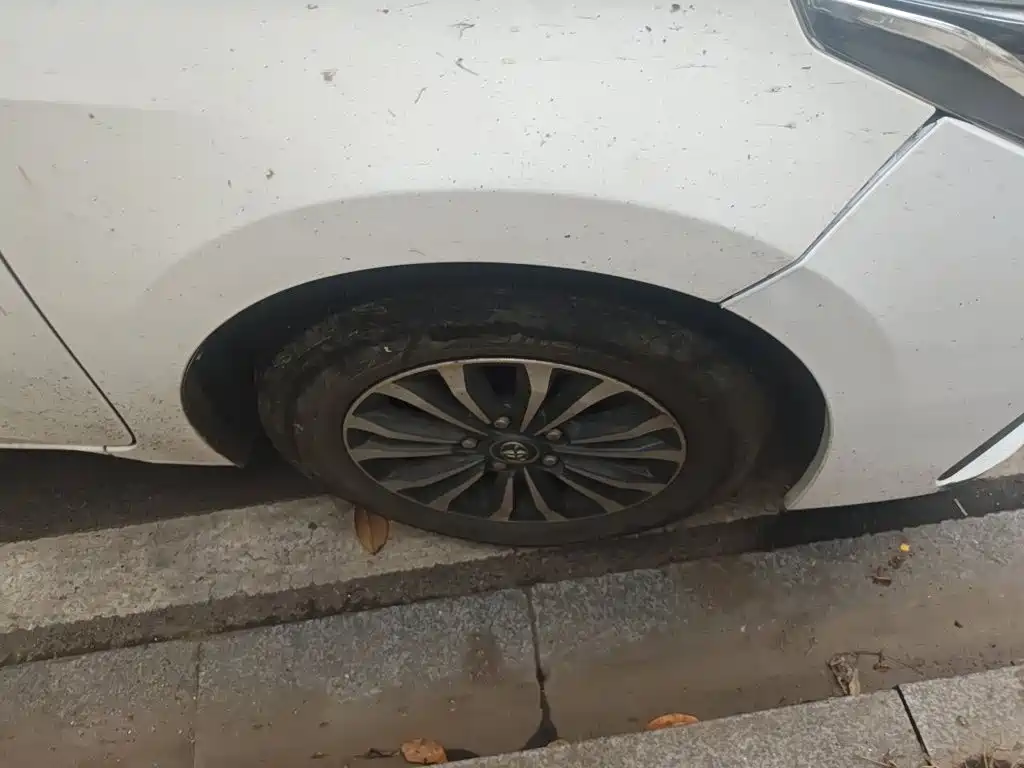 Toyota Corolla — миниатюра 24