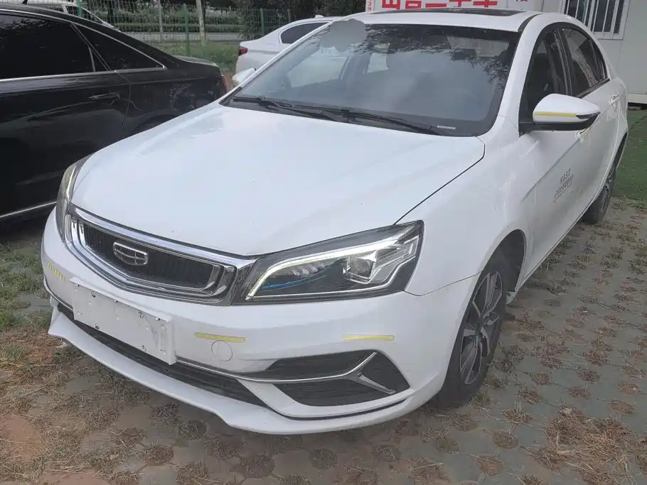 2019 Geely Emgrand GT - zdjęcie 1 z 16