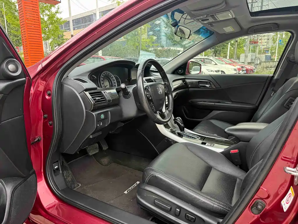Honda Accord — миниатюра 4