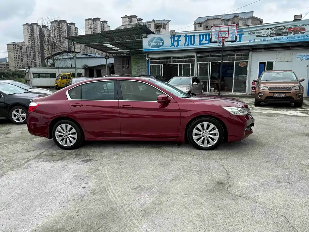 Honda Accord — миниатюра 10