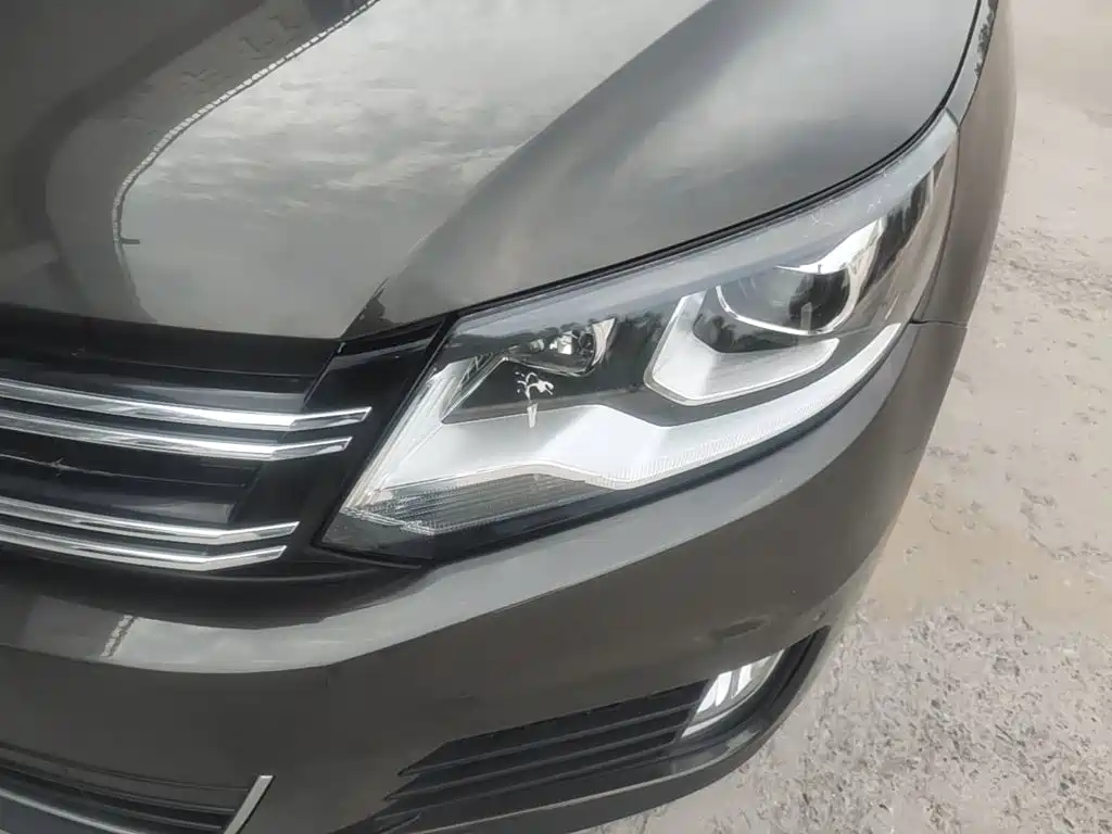 Volkswagen Tiguan — миниатюра 24