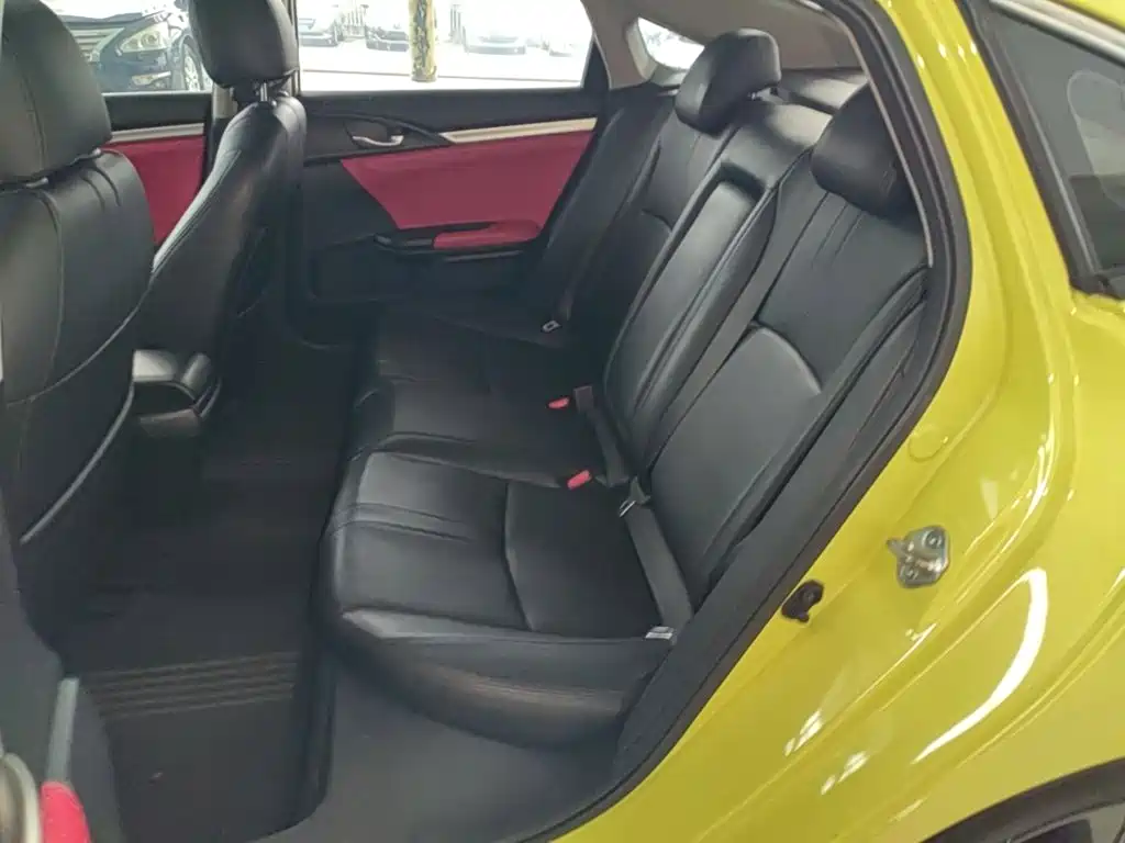 Honda Civic — миниатюра 17