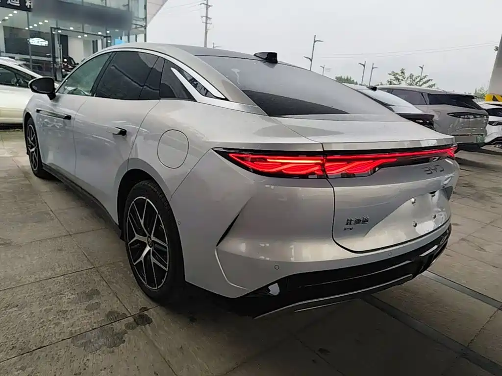 BYD Han L — миниатюра 5