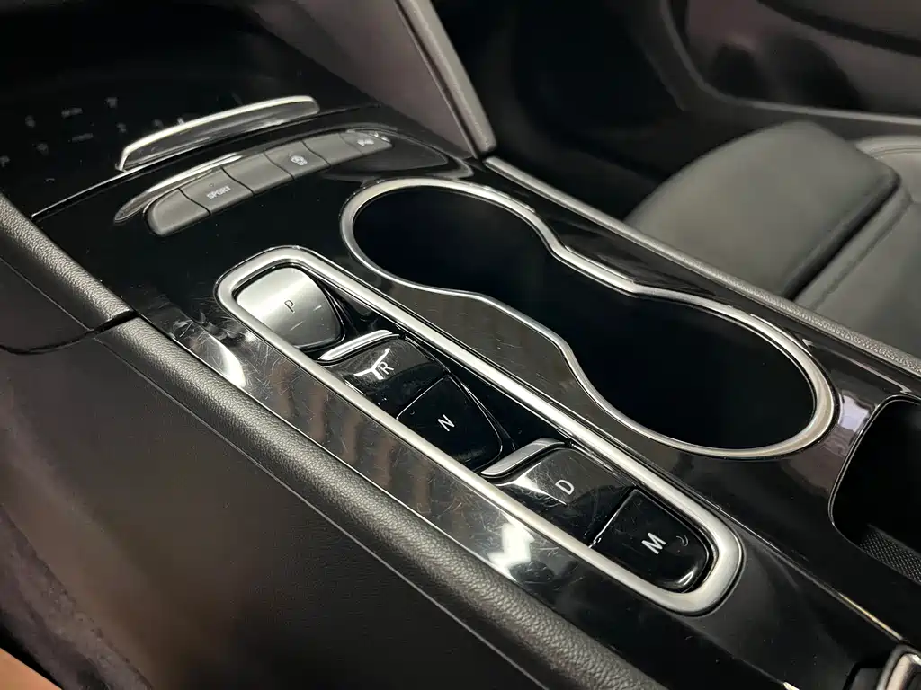 Buick Regal — миниатюра 10