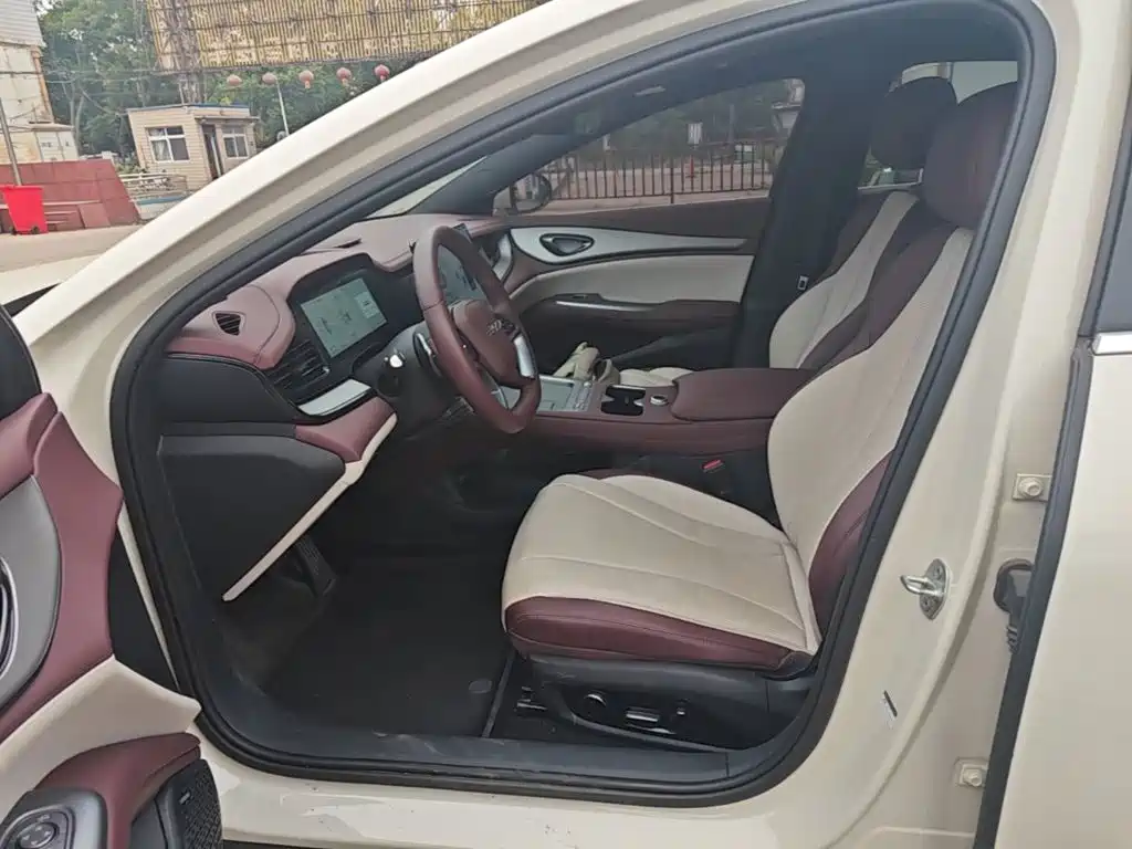 BYD Seal 07 DM-i — миниатюра 15