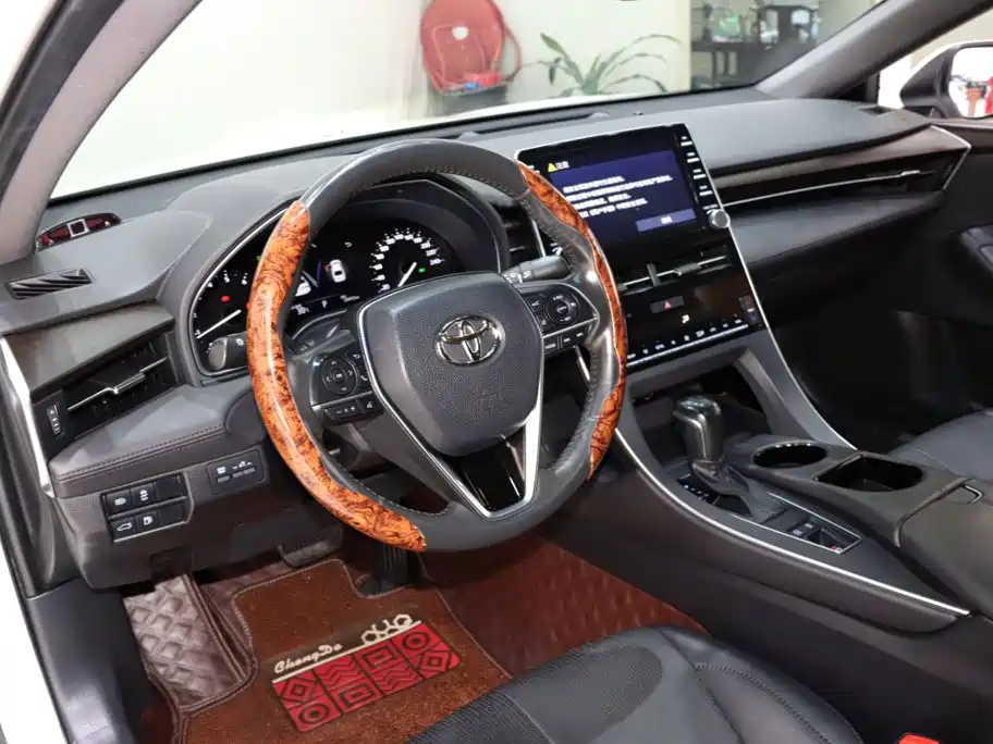 Toyota Avalon — миниатюра 10