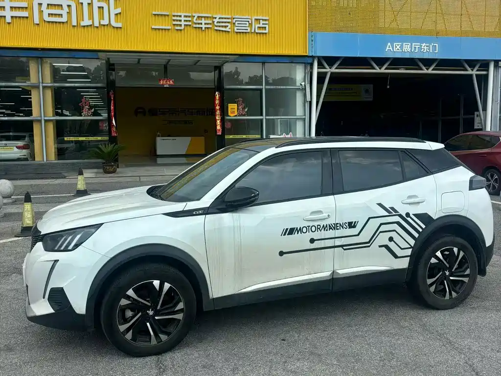 Peugeot 2008 — миниатюра 6