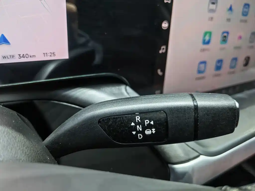 XPeng P7 — миниатюра 10