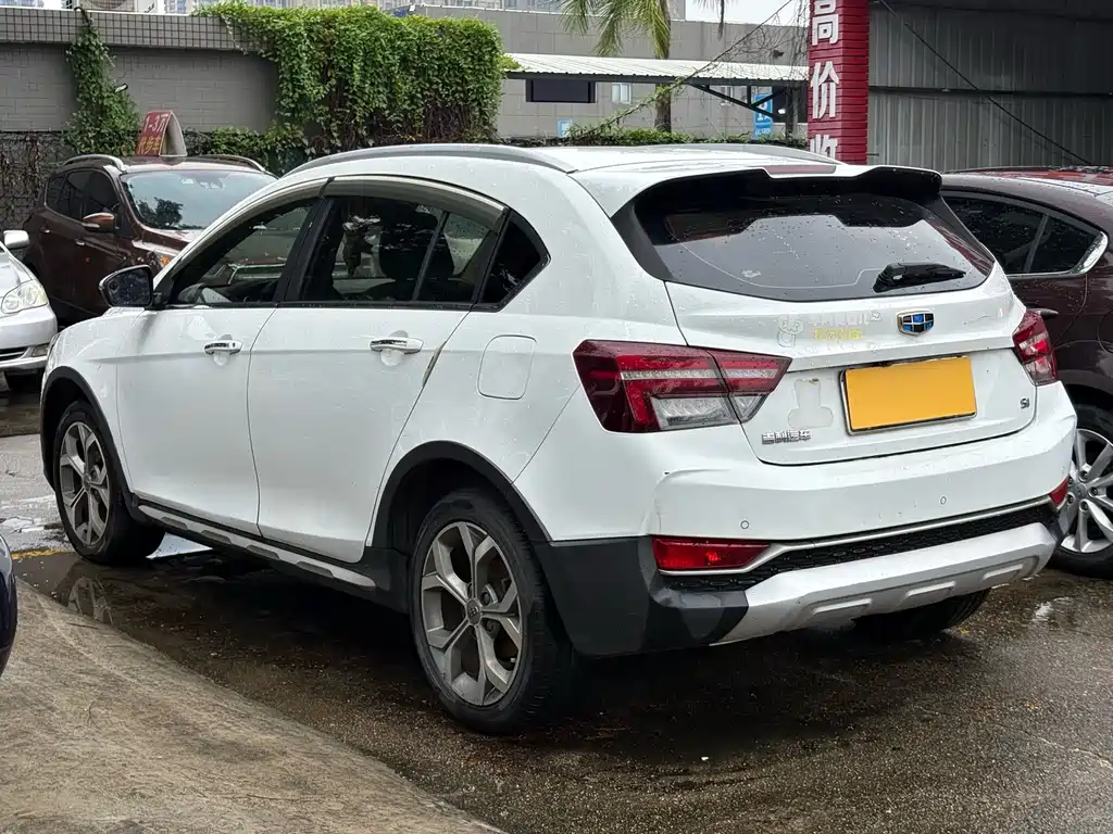 Geely Vision S1 — миниатюра 4