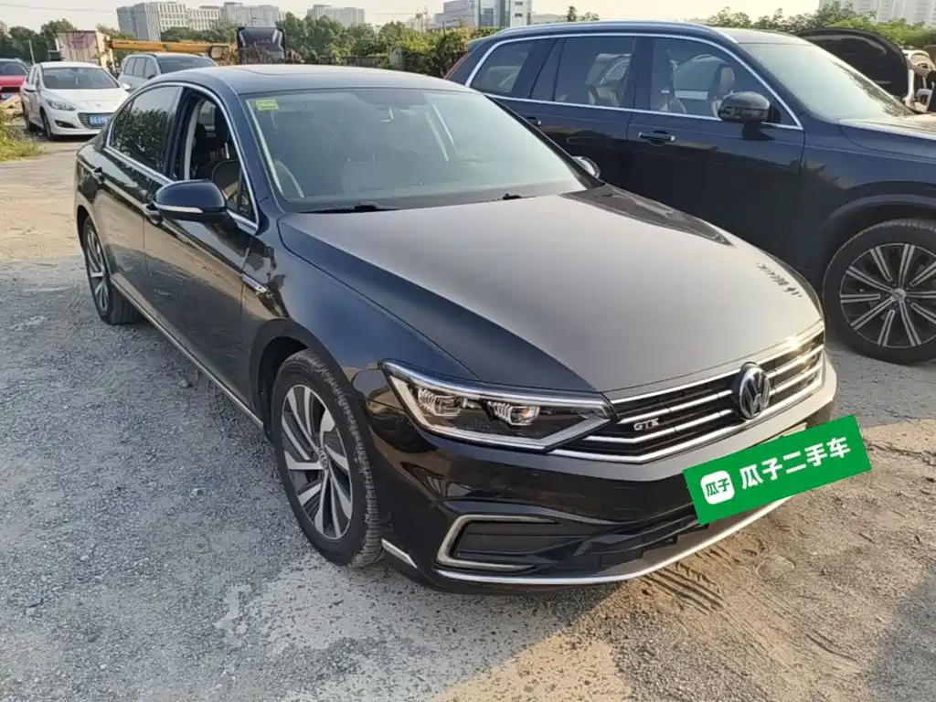 Volkswagen Magotan PHEV — миниатюра 4