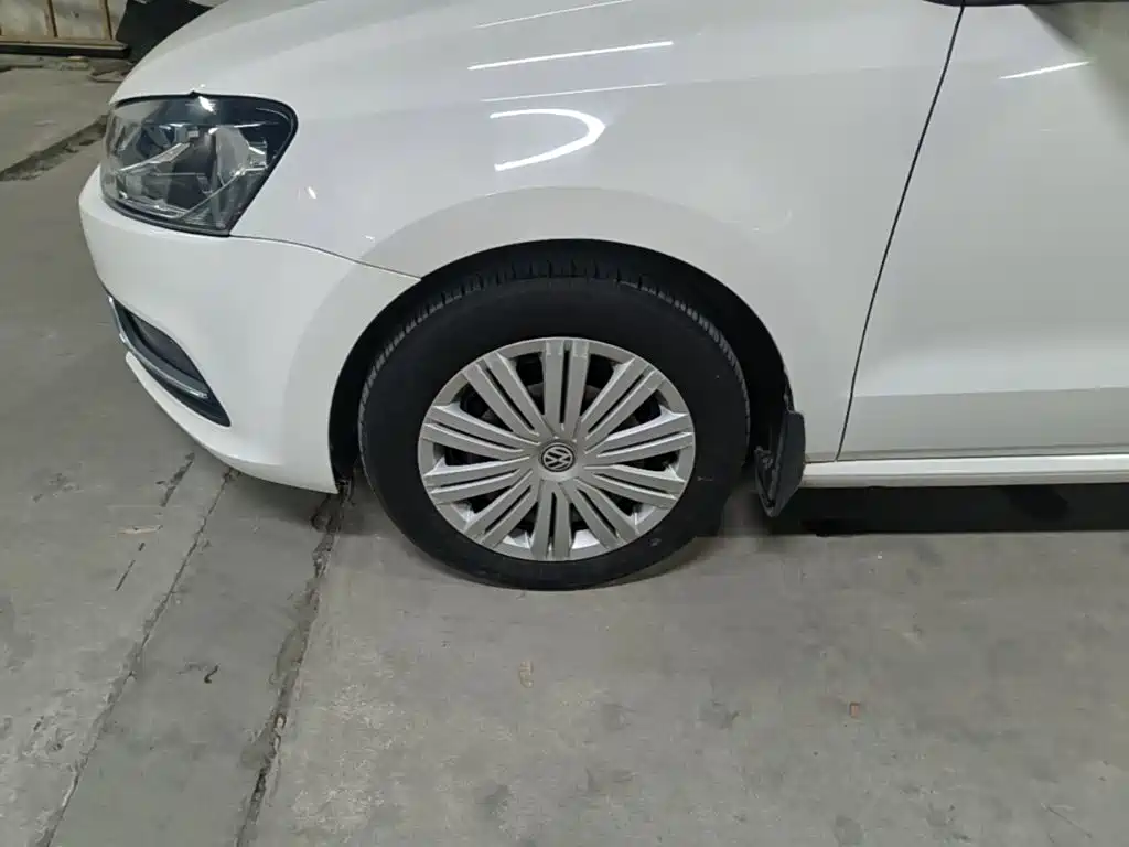 Volkswagen Polo — миниатюра 23