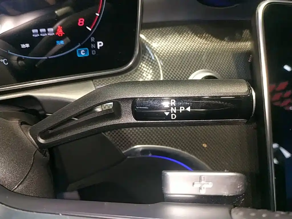 Mercedes-Benz C-Class — миниатюра 14