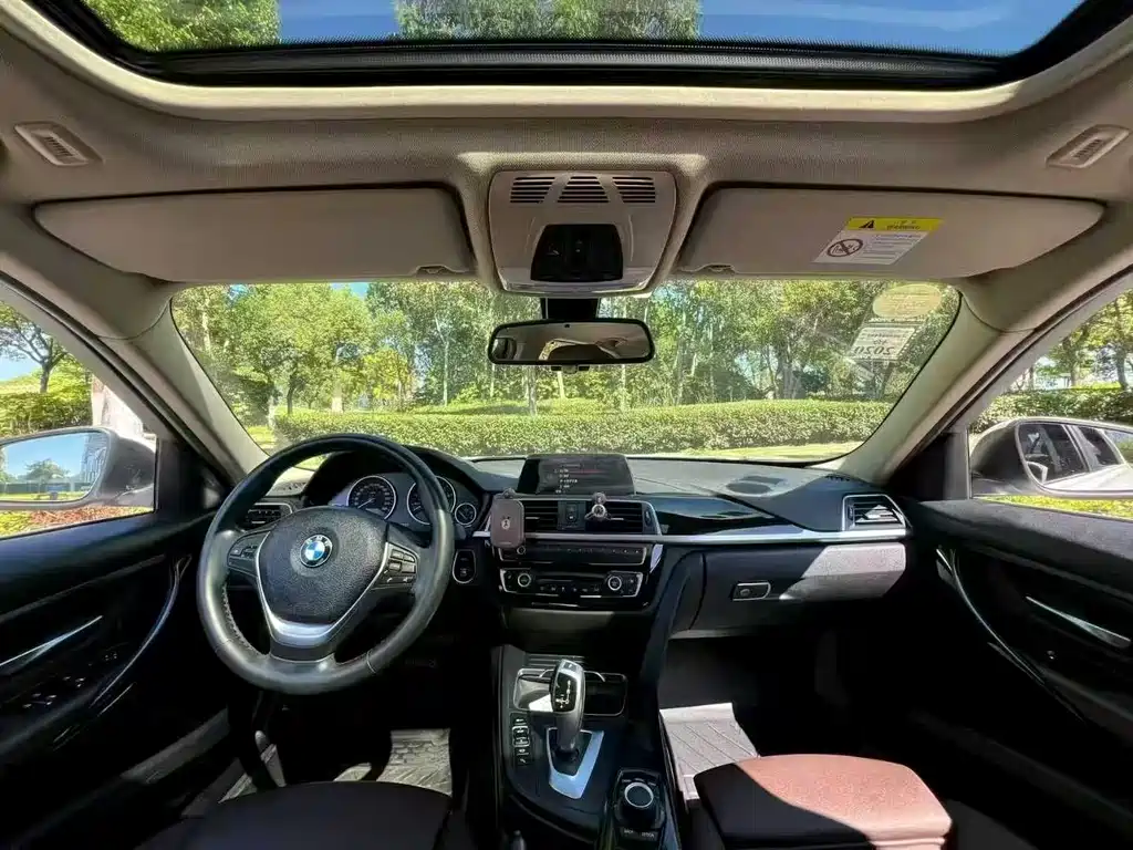 BMW 3 Series — миниатюра 5