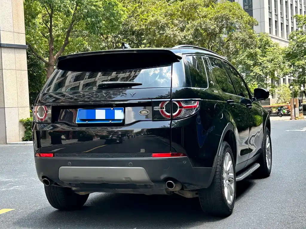 Land Rover Discovery Sport — миниатюра 6