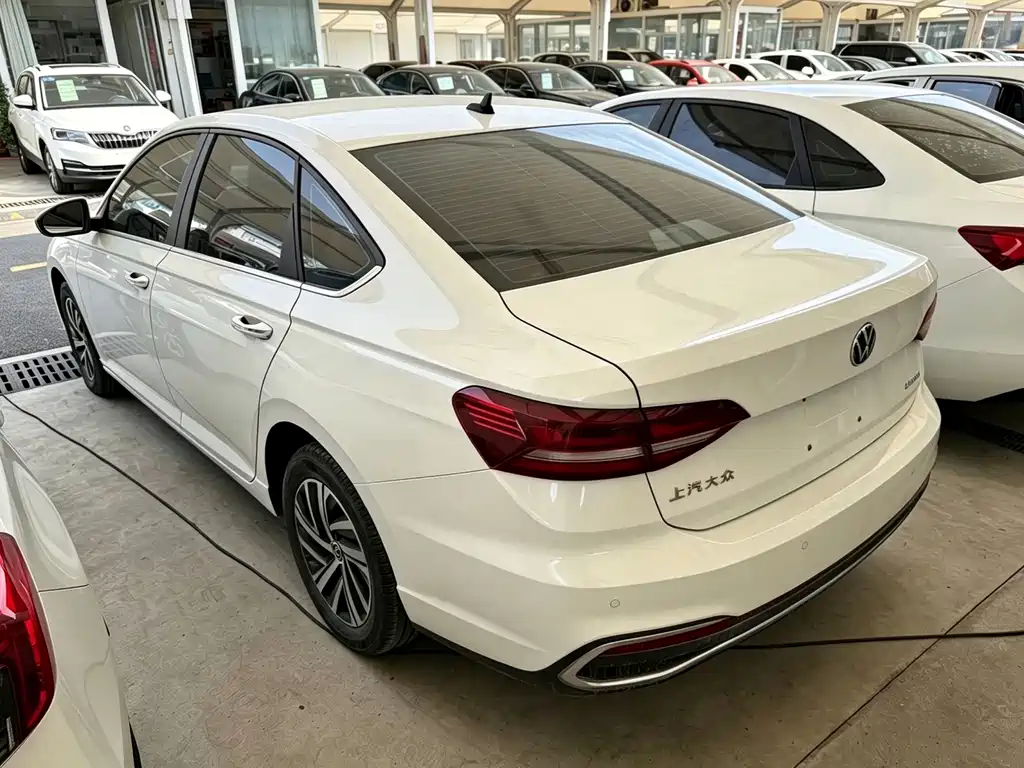 Volkswagen Lavida — миниатюра 11