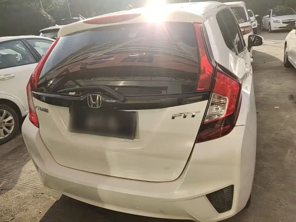 Honda Fit — миниатюра 4