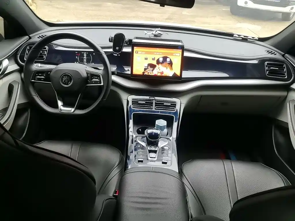 BYD Qin PLUS — миниатюра 10