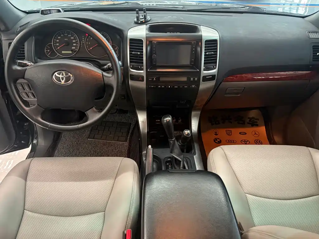 Toyota Prado — миниатюра 9