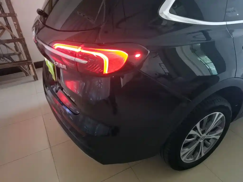Buick Envision Plus — миниатюра 8