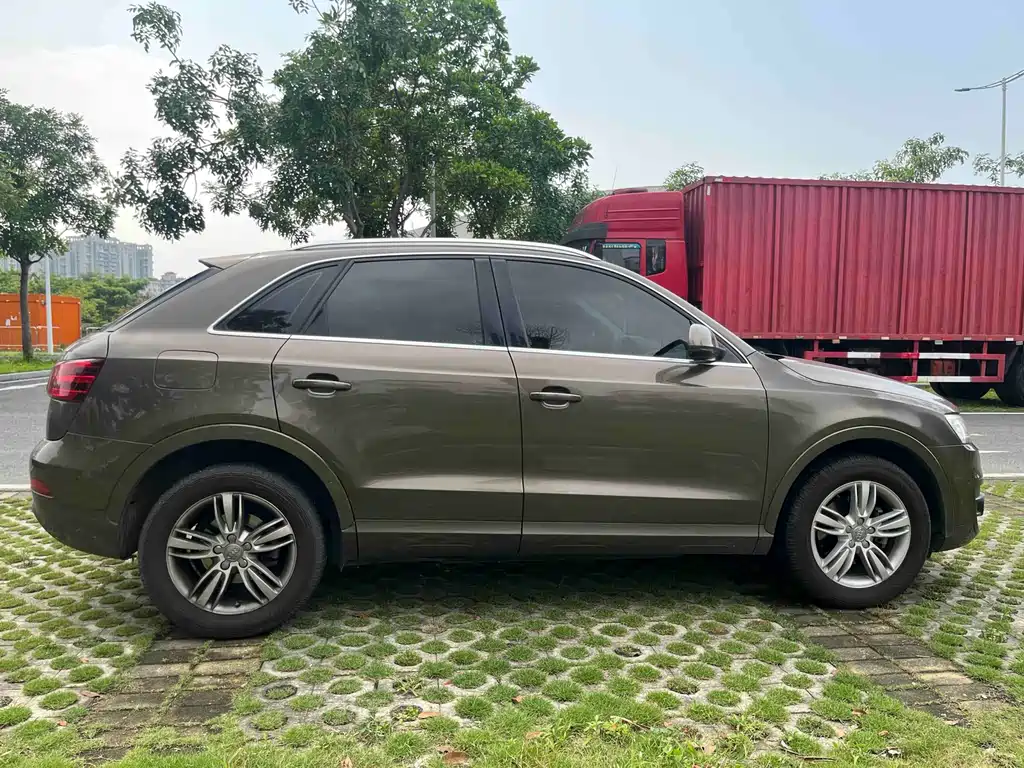 Audi Q3 2015 30 TFSI Comfort