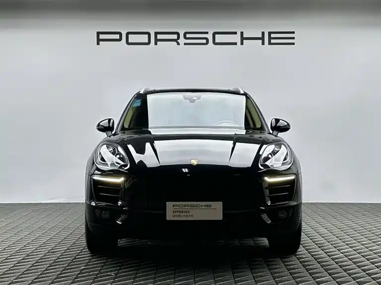 Porsche Macan — миниатюра 2