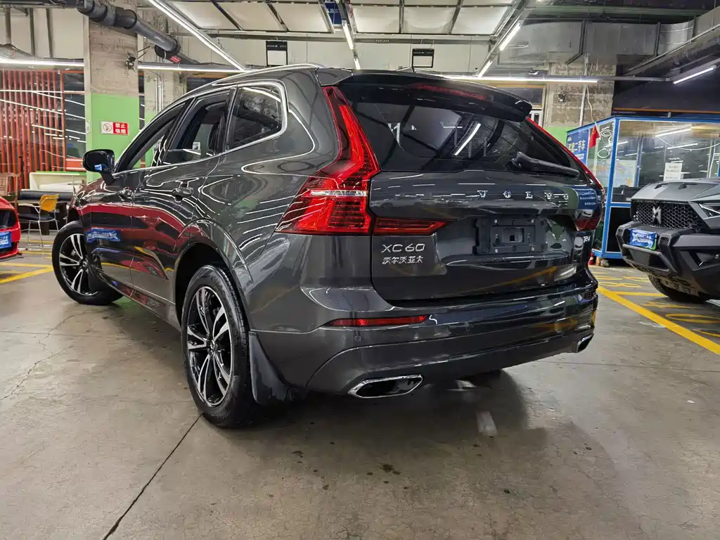 Volvo XC60 — миниатюра 6