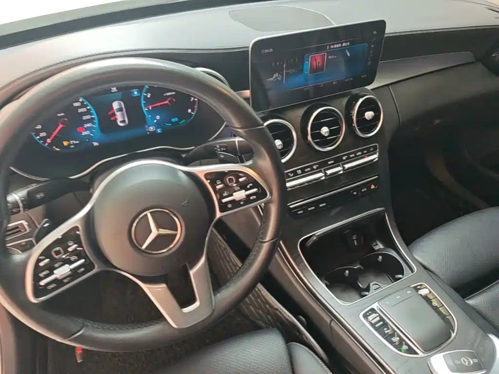 Mercedes-Benz C-Class — миниатюра 14
