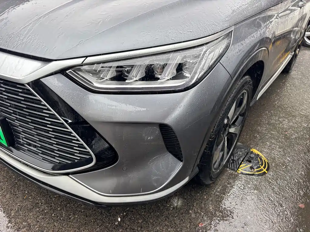 BYD PLUS New Energy — миниатюра 2