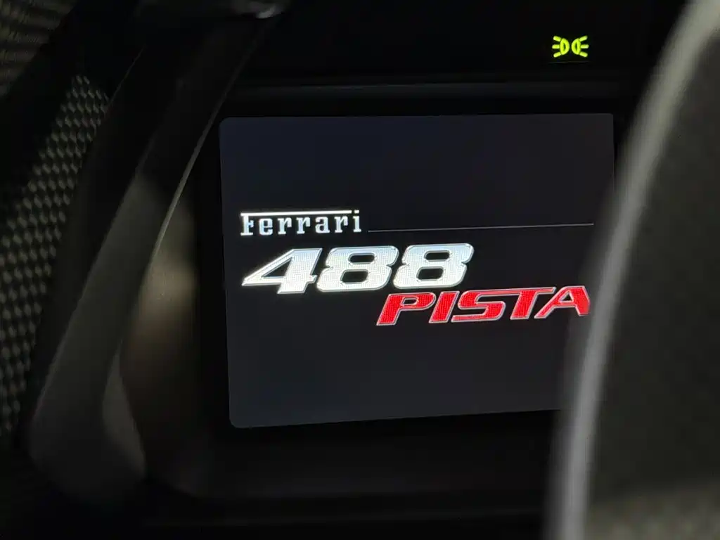 Ferrari 488 — миниатюра 8