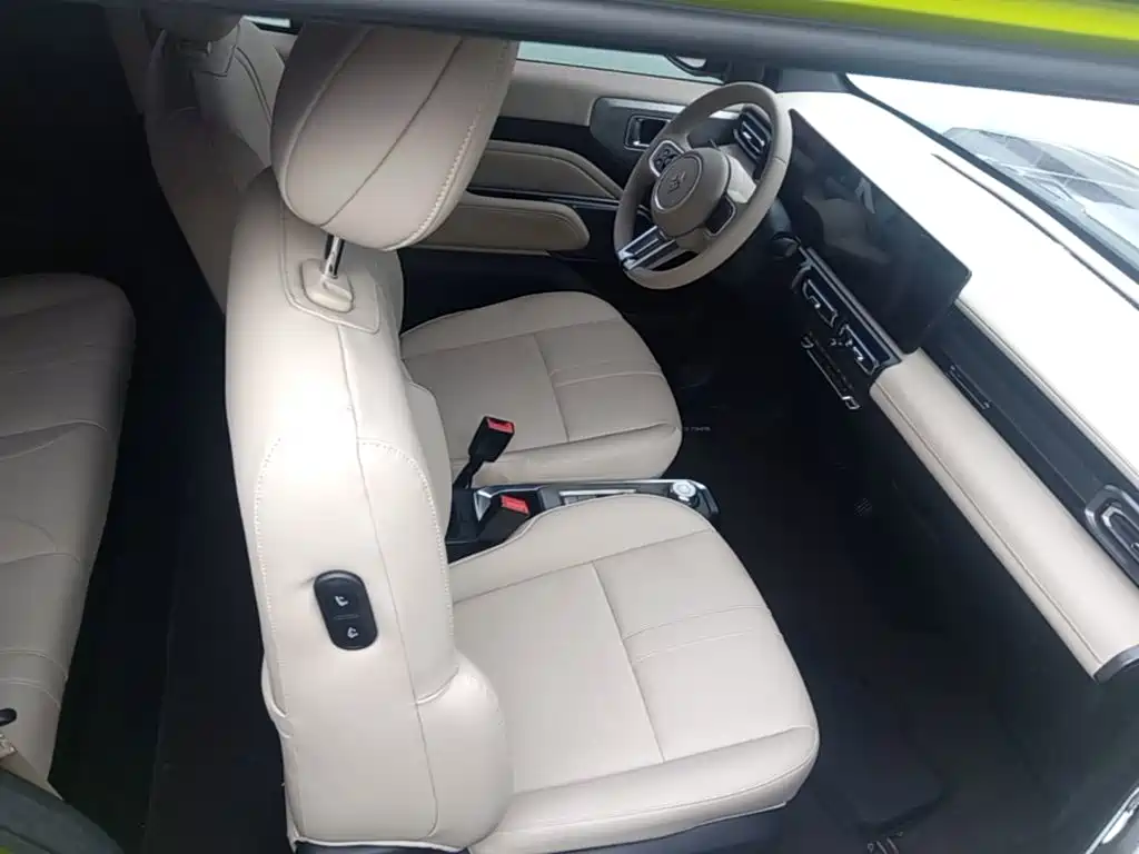 Baojun Yueye — миниатюра 25