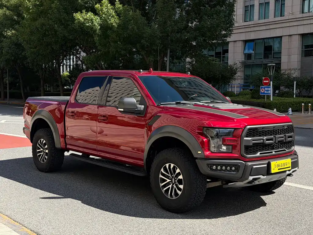 Ford F-150 Raptor — миниатюра 3