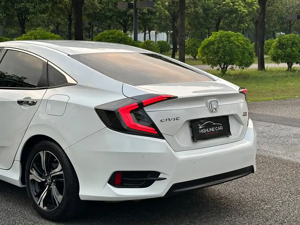 Honda Civic — миниатюра 14