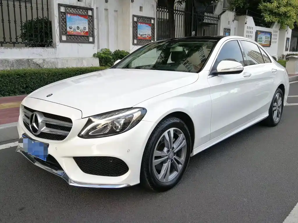 Mercedes-Benz C-Class — миниатюра 9