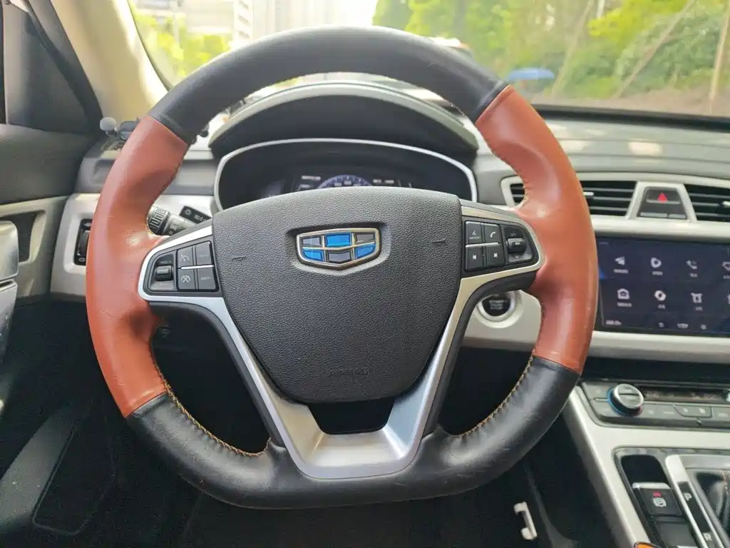 Geely Boyue — миниатюра 3